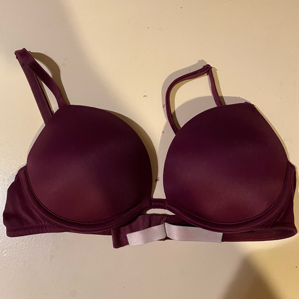 Two Victoria secret bras